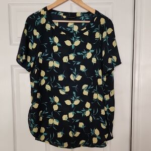 Banana Republic Tunic blouse Size Medium